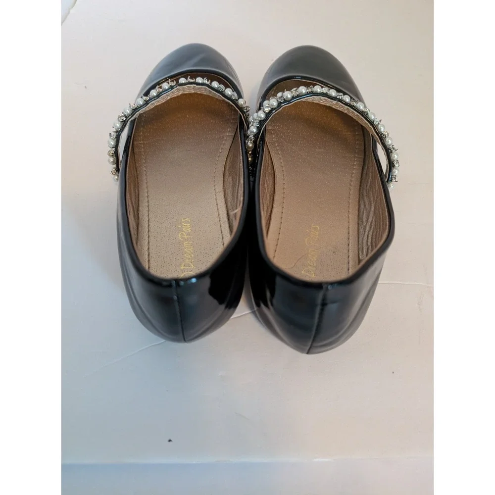 Girl's Dream Pairs Black Patent Leather Shoes Size 4 Dress or Casual